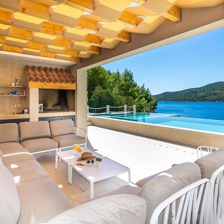 Beachfront Villa Brulupes In Secluded Bay Konstari Екстериор снимка