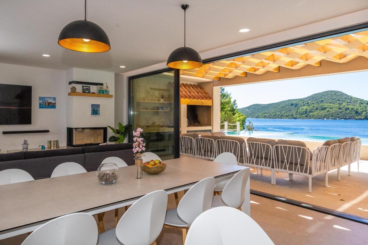Beachfront Villa Brulupes In Secluded Bay Konstari Екстериор снимка
