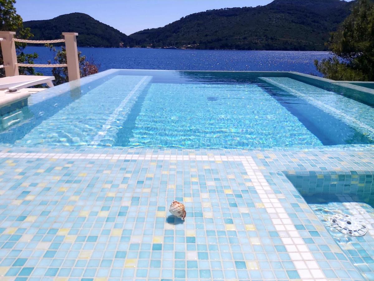 Beachfront Villa Brulupes In Secluded Bay Konstari Екстериор снимка