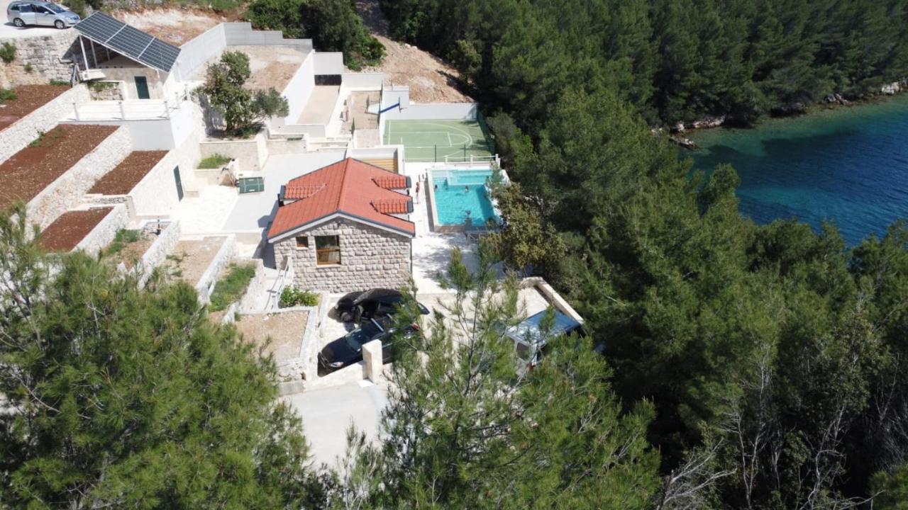 Beachfront Villa Brulupes In Secluded Bay Konstari Екстериор снимка