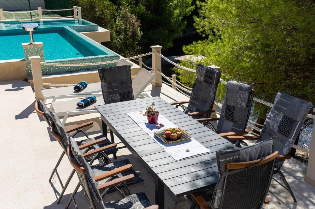 Beachfront Villa Brulupes In Secluded Bay Konstari Екстериор снимка